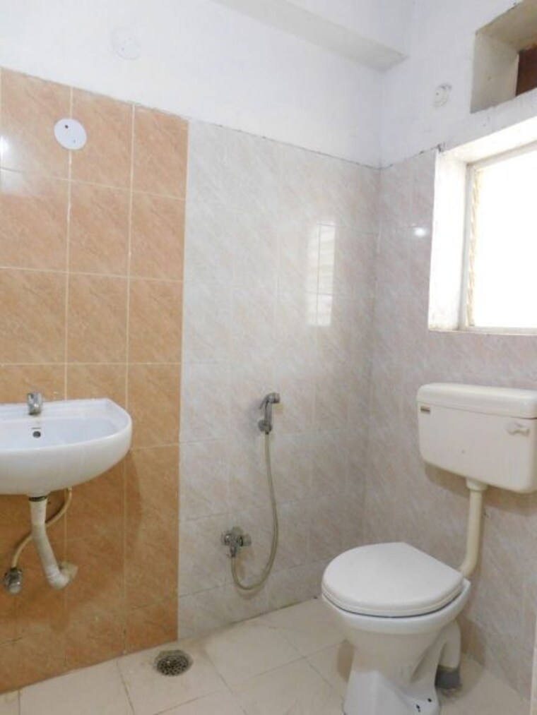 Bathroom, attapur 2 Bedroom 1110 Sq.Ft. Apartment In Attapur Hyderabad 9854165