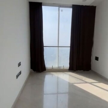Room in 3.5 BHK Apartment at Byculla – for Rent