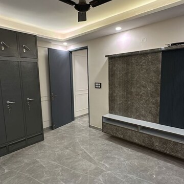 Building Lobby in 2 BHK Builder Floor at Ansal Harmony Homes, Sushant Lok Iii – for Rent