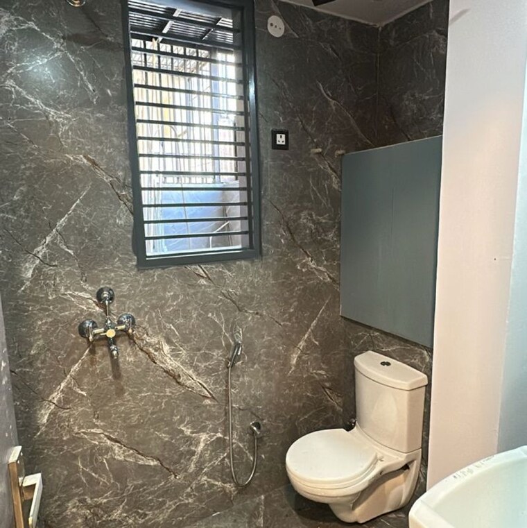 Bathroom, ansal-harmony-homes 2 Bedroom 263 Sq.Yd. Builder Floor In Sushant Lok Iii Gurgaon 9854204
