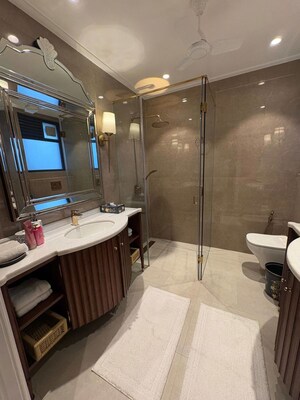 Washroom in 3 BHK Apartment at BPTP Amstoria Verti Greens, Sector 102 – for Sale