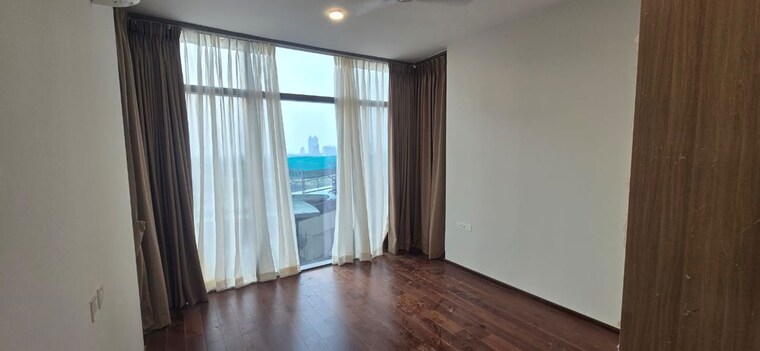 Room, piramal-mahalaxmi 2 Bedroom 758 Sq.Ft. Apartment In Mahalaxmi Mumbai 9854213
