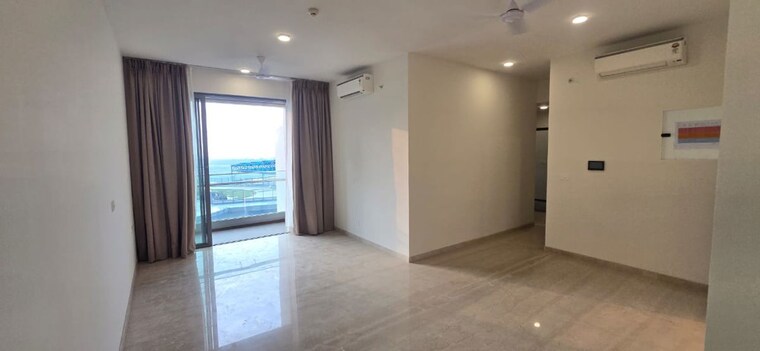 Room, piramal-mahalaxmi 2 Bedroom 758 Sq.Ft. Apartment In Mahalaxmi Mumbai 9854213