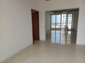 Room in 3.5 BHK Apartment at Conscient Hines Elevate, Sector 59 – for Rent