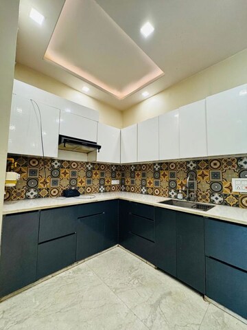 Kitchen in 4 BHK Apartment at Saya Gold Avenue, Vaibhav Khand – for Rent