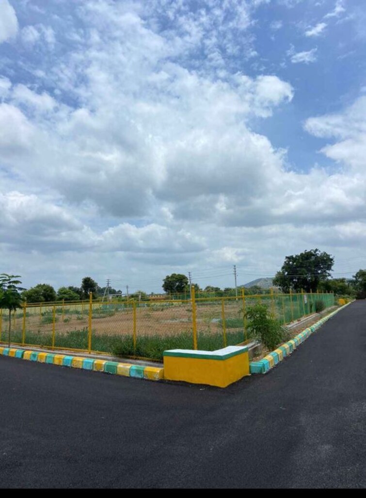Cover Image, silk board  1200 Sq.Ft. Plot In Silk Board Bangalore 9854227