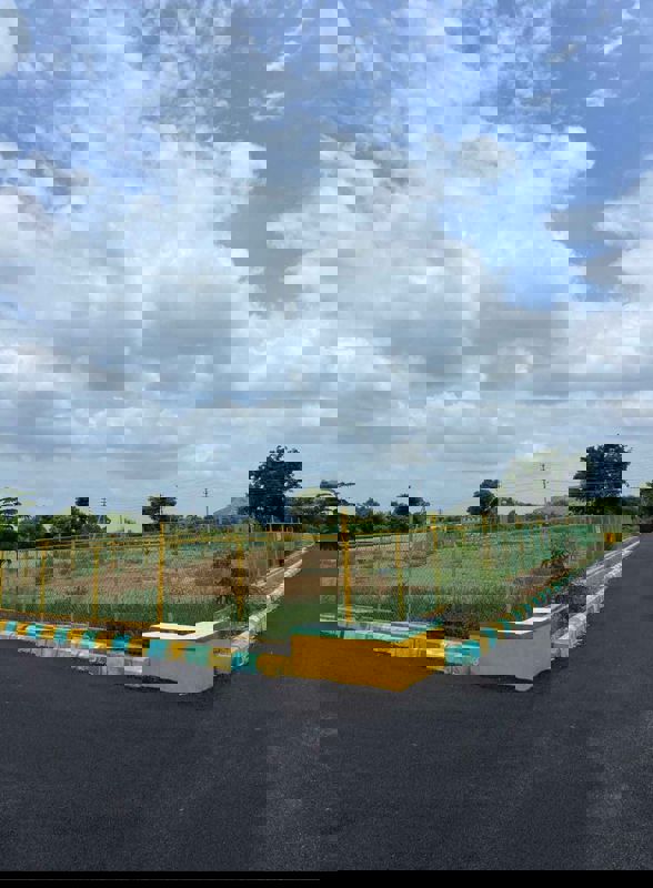 Plot For Sale in Silk Board