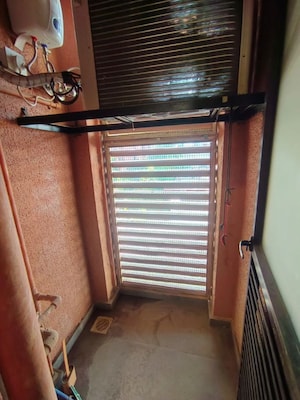 Furnished Amenities in 2 BHK Apartment at Balmukund Apartment Chembur, Chembur – for Rent