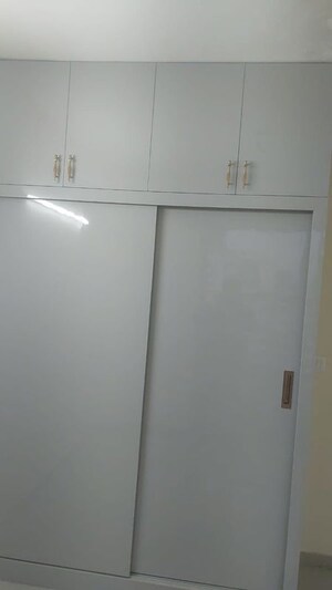 Furnished Amenities in 3 BHK Apartment at Pyramid Altia, Sector 70 – for Rent