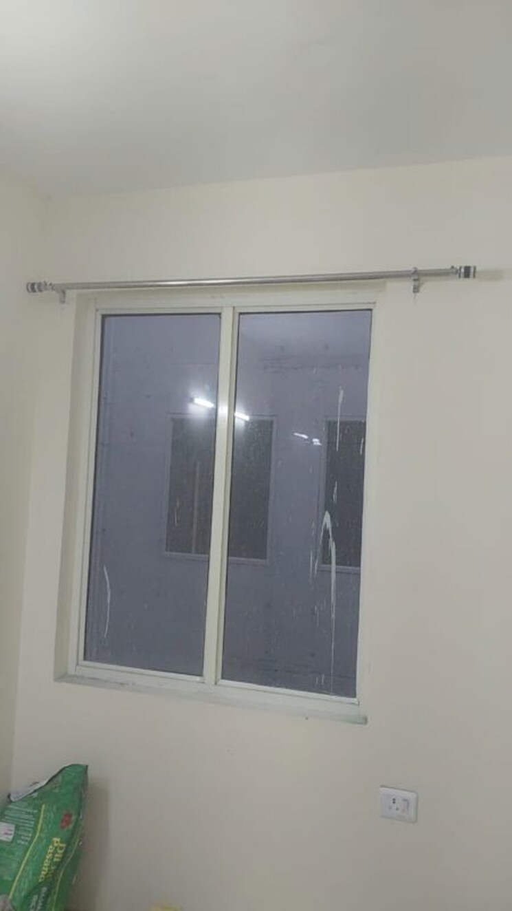 Room, pyramid-altia 3 Bedroom 645 Sq.Ft. Apartment In Sector 70 Gurgaon 9854235