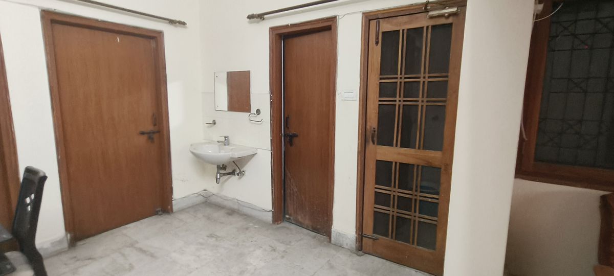 1 BHK 1200 Sq.Ft. Independent House in Eldeco Greens Apartment