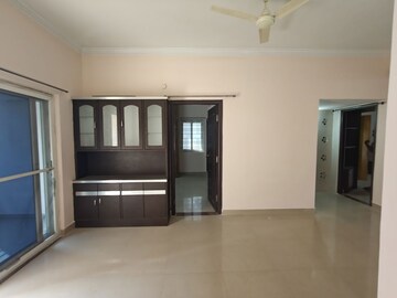 Room in 3 BHK Apartment at Venkat Enclave Hitech City, Hi Tech City – for Rent