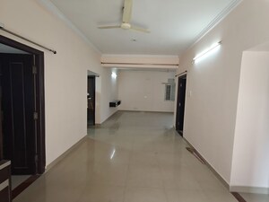 Room in 3 BHK Apartment at Venkat Enclave Hitech City, Hi Tech City – for Rent