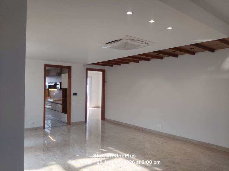Room, sector 12 panchkula 3 Bedroom 250 Sq.Yd. Builder Floor In Sector 12 Panchkula Panchkula 9854246