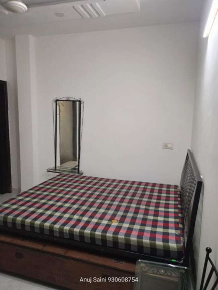 Bedroom, vipul-square 1 RK 410 Sq.Ft. Builder Floor In Sushant Lok I Gurgaon 9854248