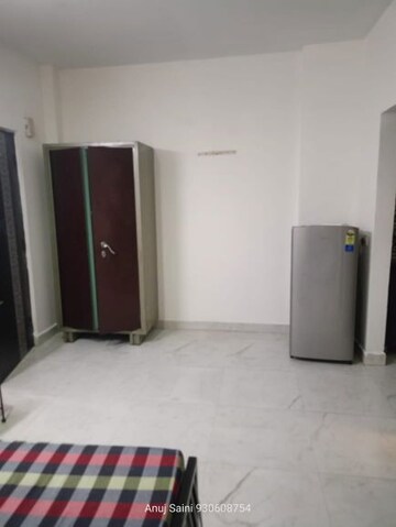 Room in 1 RK Builder Floor at Vipul Square, Sushant Lok I – for Rent