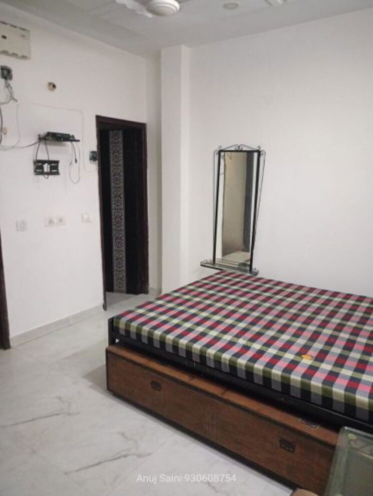 Bedroom, vipul-square 1 RK 410 Sq.Ft. Builder Floor In Sushant Lok I Gurgaon 9854248