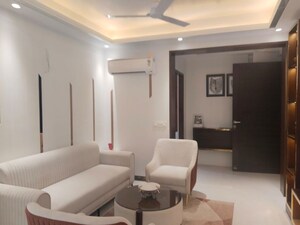 Team Area in 3 BHK Builder Floor at Vaishali Nagar – for Sale