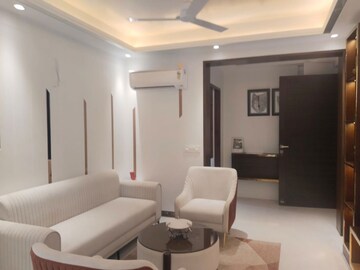 Team Area in 3 BHK Builder Floor at Vaishali Nagar – for Sale