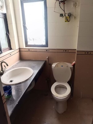 Bathroom in 3 BHK Apartment at Mapsko Krishna Apra Gardens, Vaibhav Khand – for Rent
