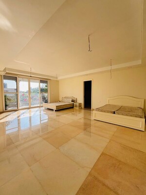 Room in 6+ BHK Villa at Ashok Nagar – for Rent