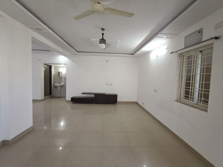 Room, venkat-enclave-hitech-city 3 Bedroom 1650 Sq.Ft. Apartment In Hi Tech City Hyderabad 9854264