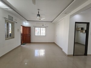 Room in 3 BHK Apartment at Venkat Enclave Hitech City, Hi Tech City – for Rent