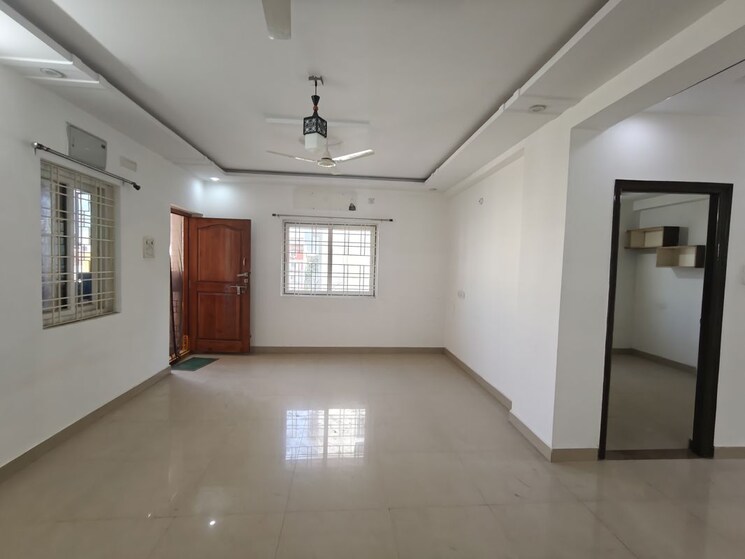 Room, venkat-enclave-hitech-city 3 Bedroom 1650 Sq.Ft. Apartment In Hi Tech City Hyderabad 9854264