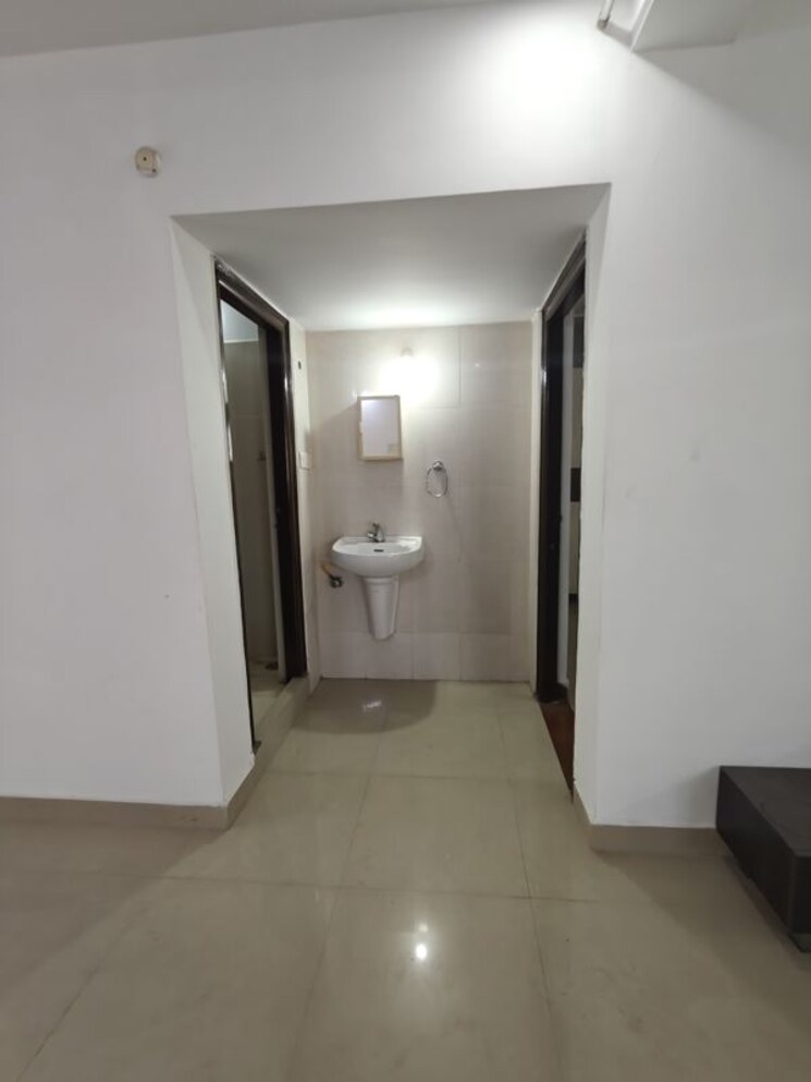 Room, venkat-enclave-hitech-city 3 Bedroom 1650 Sq.Ft. Apartment In Hi Tech City Hyderabad 9854264