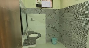 Bathroom in 3.5 BHK Builder Floor at Kishanpur – for Rent
