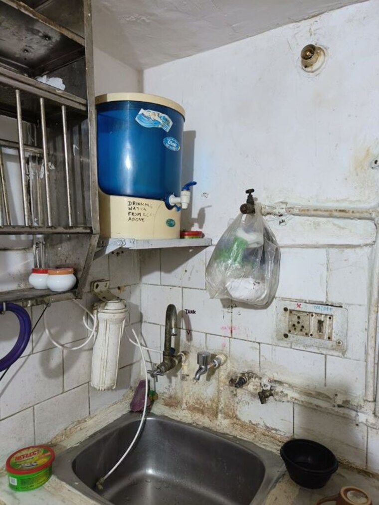 Kitchen, sector 11 2.5 Bedroom 950 Sq.Ft. Independent House In Sector 11 Noida 9854272