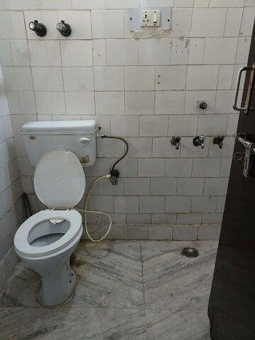Bathroom in 2.5 BHK Independent House at Sector 11 – for Rent