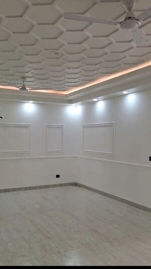 Bathroom in 4 BHK Builder Floor at BPTP Eden Estate, Sector 81 – for Rent