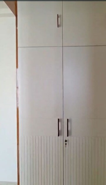 Furnished Amenities in 4 BHK Builder Floor at BPTP Eden Estate, Sector 81 – for Rent