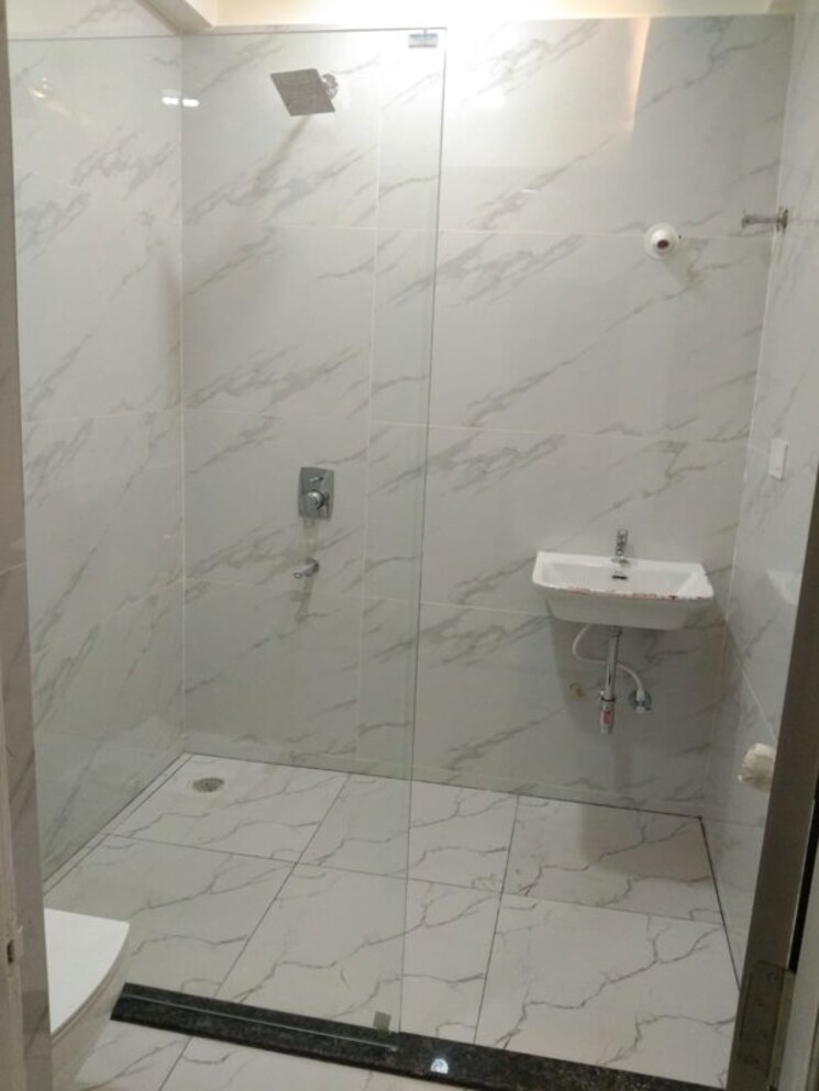 Bathroom, hari-priya-kondapur 3 Bedroom 2025 Sq.Ft. Apartment In Kondapur Hyderabad 9854261