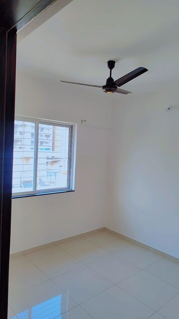 Room in 2 BHK Apartment at Balewadi – for Rent