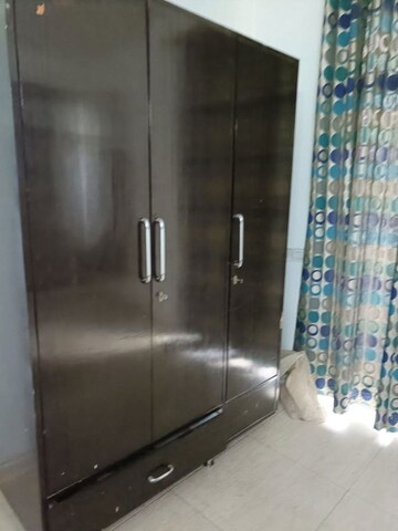 Bathroom in 4 BHK Apartment at Sector 39 – for Rent