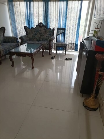 Gym in 4 BHK Apartment at Sector 39 – for Rent