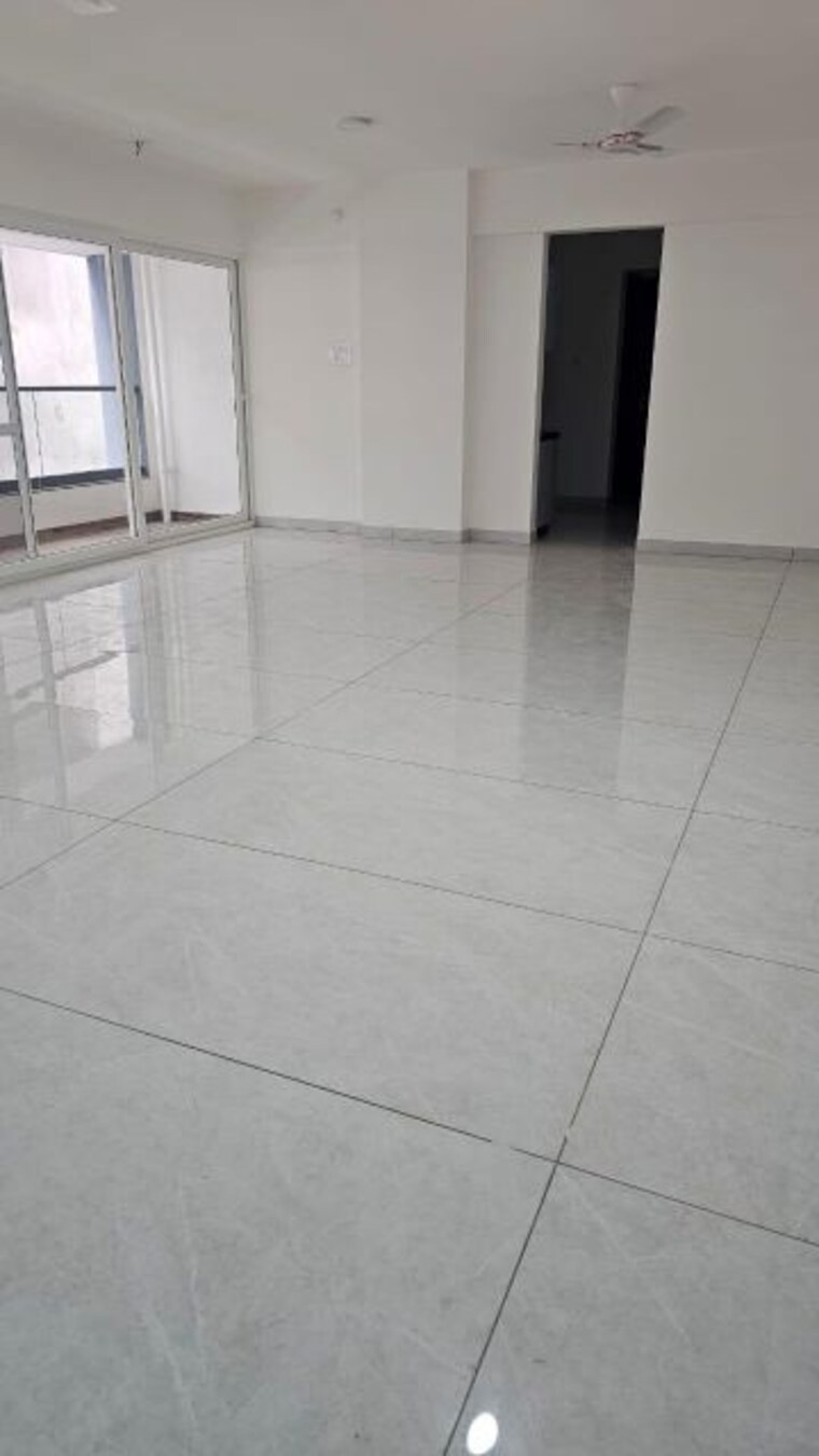 Living Room, senapati bapat road 3 Bedroom 1700 Sq.Ft. Apartment In Senapati Bapat Road Pune 9854325