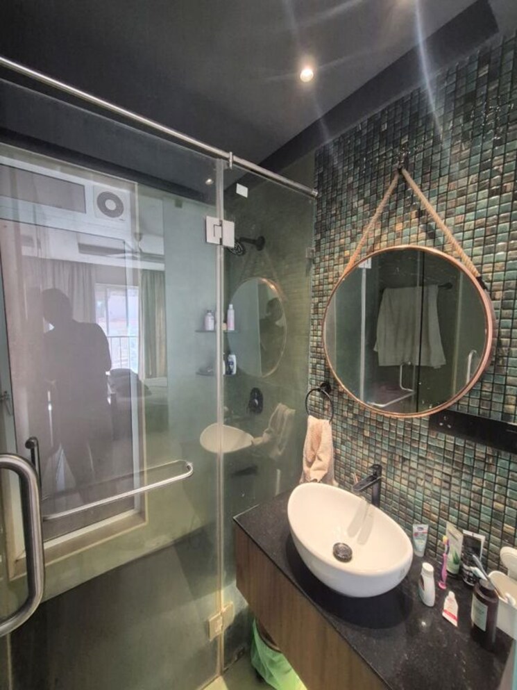 Bathroom, sabari-shobha 3 Bedroom 1400 Sq.Ft. Apartment In Chembur Mumbai 9854313