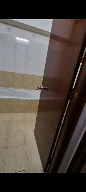 Furnished Amenities in 2 BHK Apartment at Kalyan Apartment, Indira Nagar – for Rent