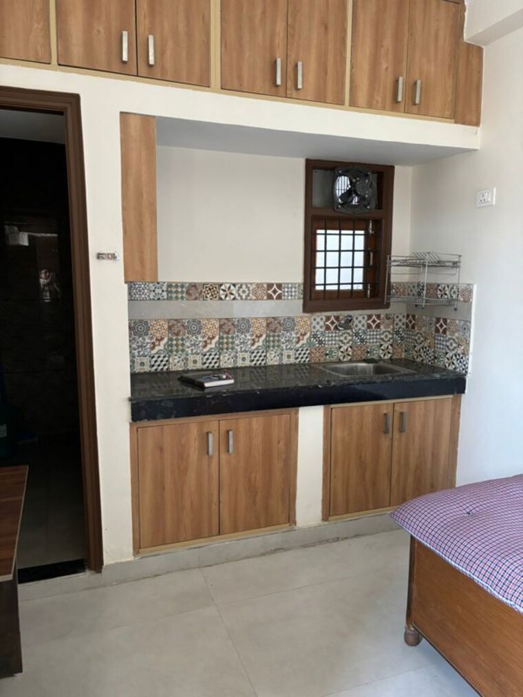 Kitchen, sector 46 1 RK 400 Sq.Ft. Builder Floor In Sector 46 Gurgaon 9854329