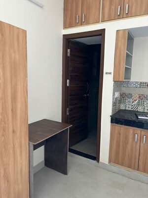 1 RK Builder Floor For Rent in Sector 46