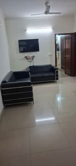 2 BHK Apartment For Rent in Penta Homes, Vip Road