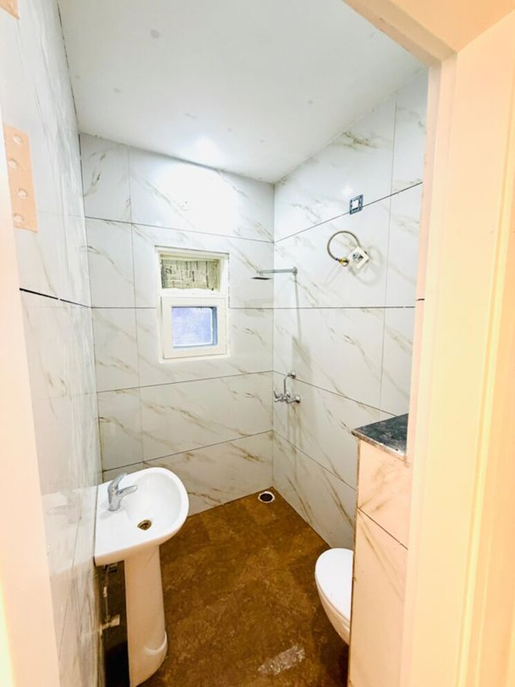 Bathroom, sector 123 3 Bedroom 135 Sq.Yd. Apartment In Sector 123 Mohali 9854375