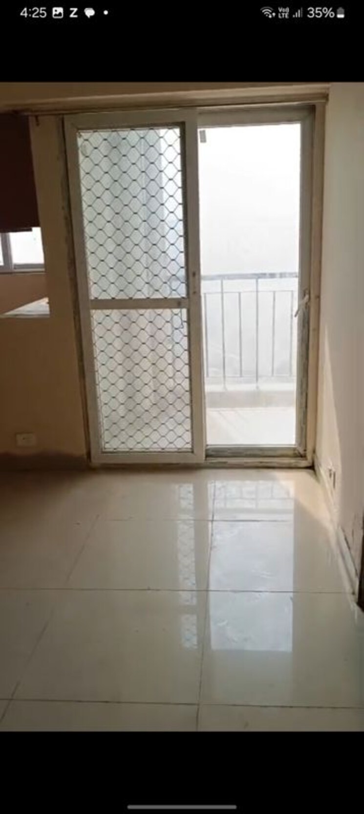 Room, amrapali-dream-valley 1 Bedroom 585 Sq.Ft. Apartment In Tech Zone 4 Greater Noida Greater Noida 9854376