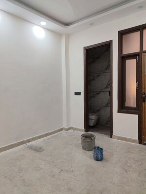 Room in 2 BHK Builder Floor at Govindpuri – for Rent