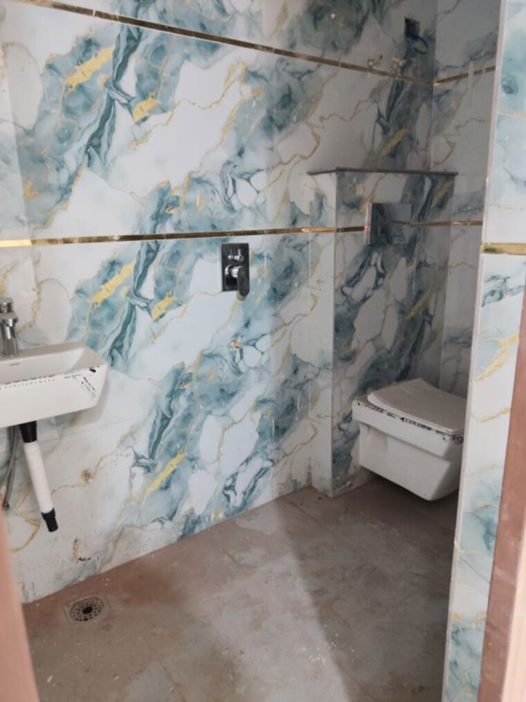 Balcony, govindpuri 2 Bedroom 490 Sq.Ft. Builder Floor In Govindpuri Delhi 9854388