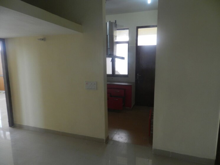 Room, bhukant-vihar 3 Bedroom 1900 Sq.Ft. Apartment In Amausi Lucknow 9854397