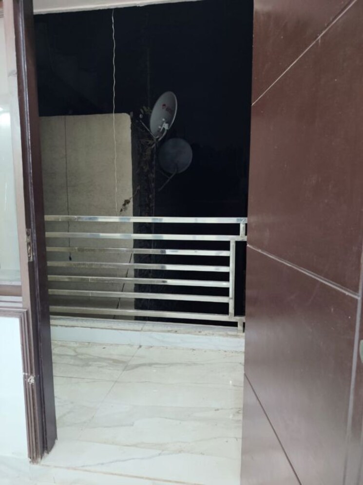 undefined, govindpuri 2 Bedroom 450 Sq.Ft. Builder Floor In Govindpuri Delhi 9854403